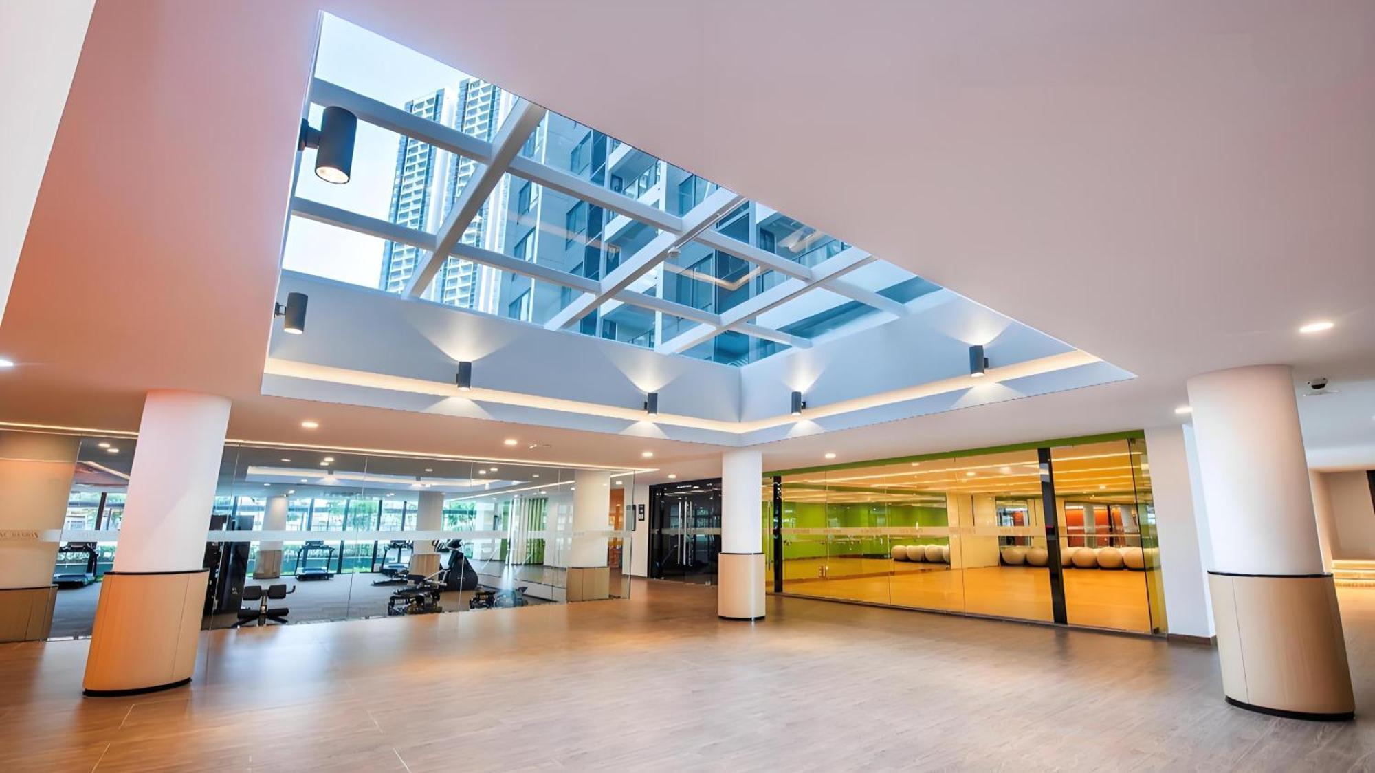 Apartment R&f Princess Cove Seine Region By Fuju With Seaview At Jb Centre#adjacent To Singapore#5 Mins Walk To Clq#self Check-in#free Parking